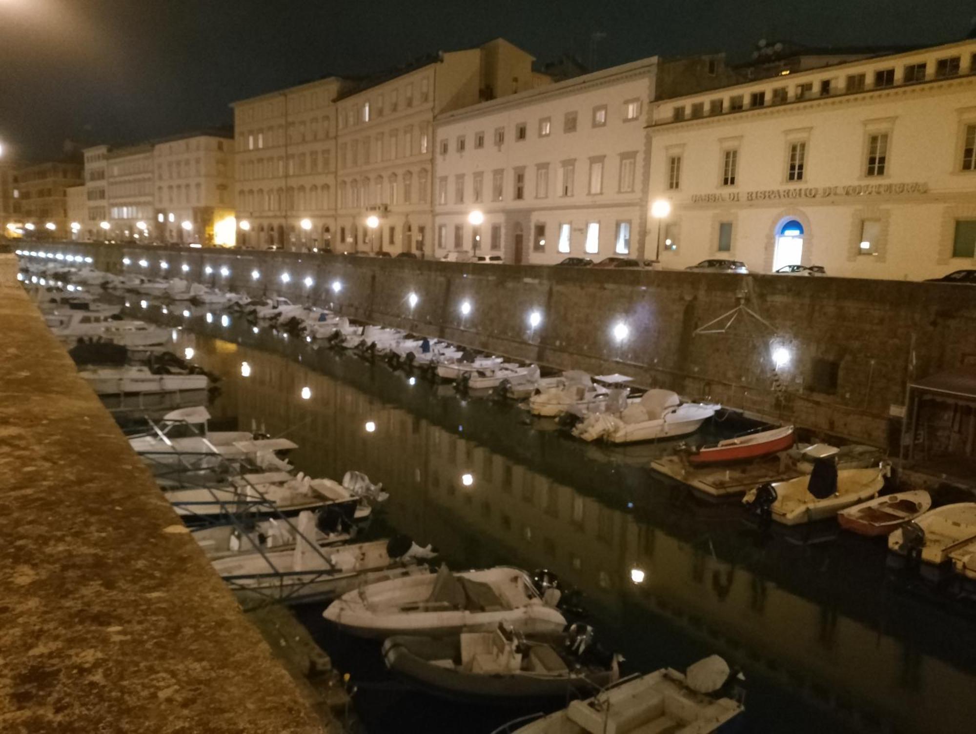 Casa Cavour Apartman Livorno Kültér fotó
